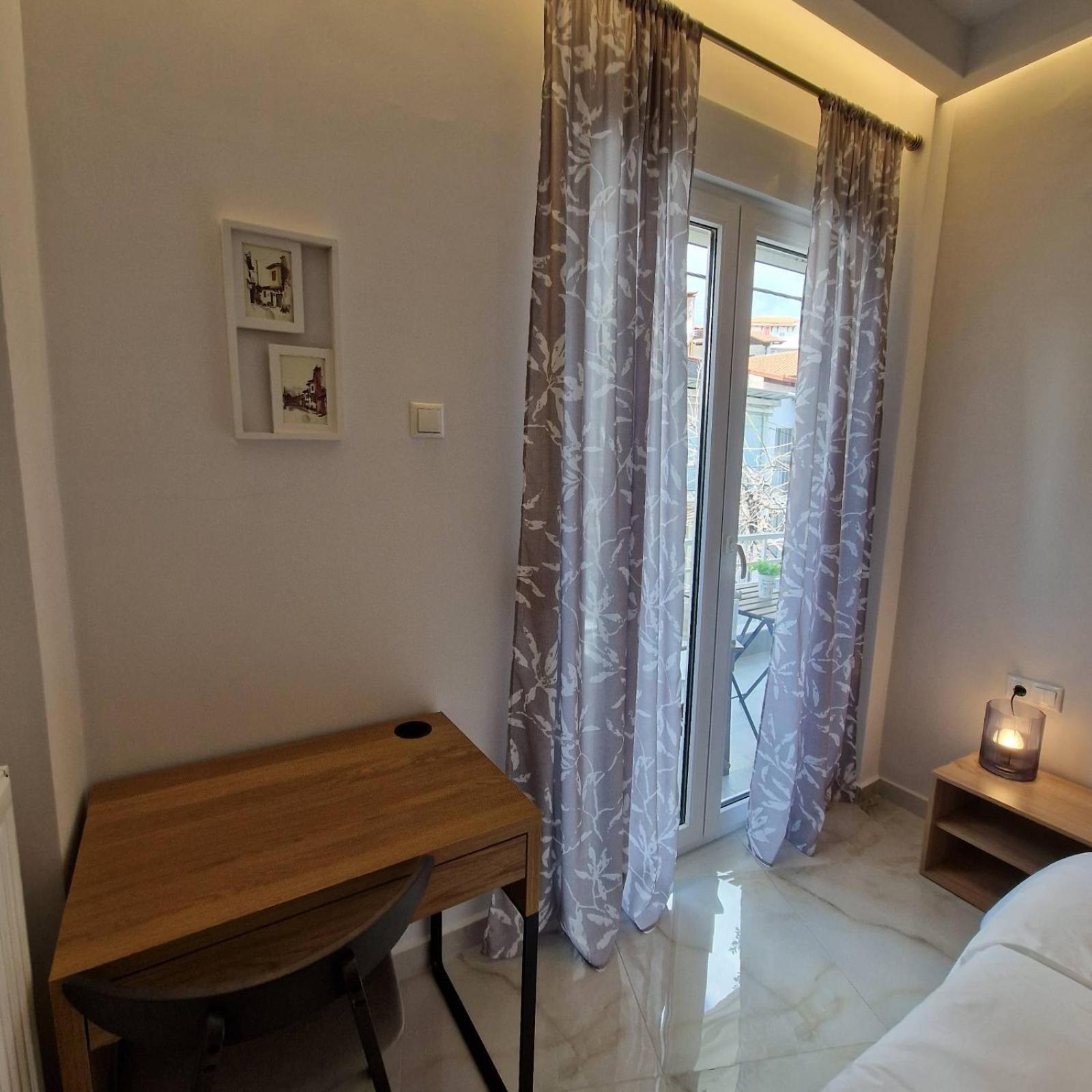 N&S Apartment A Edessa Bagian luar foto