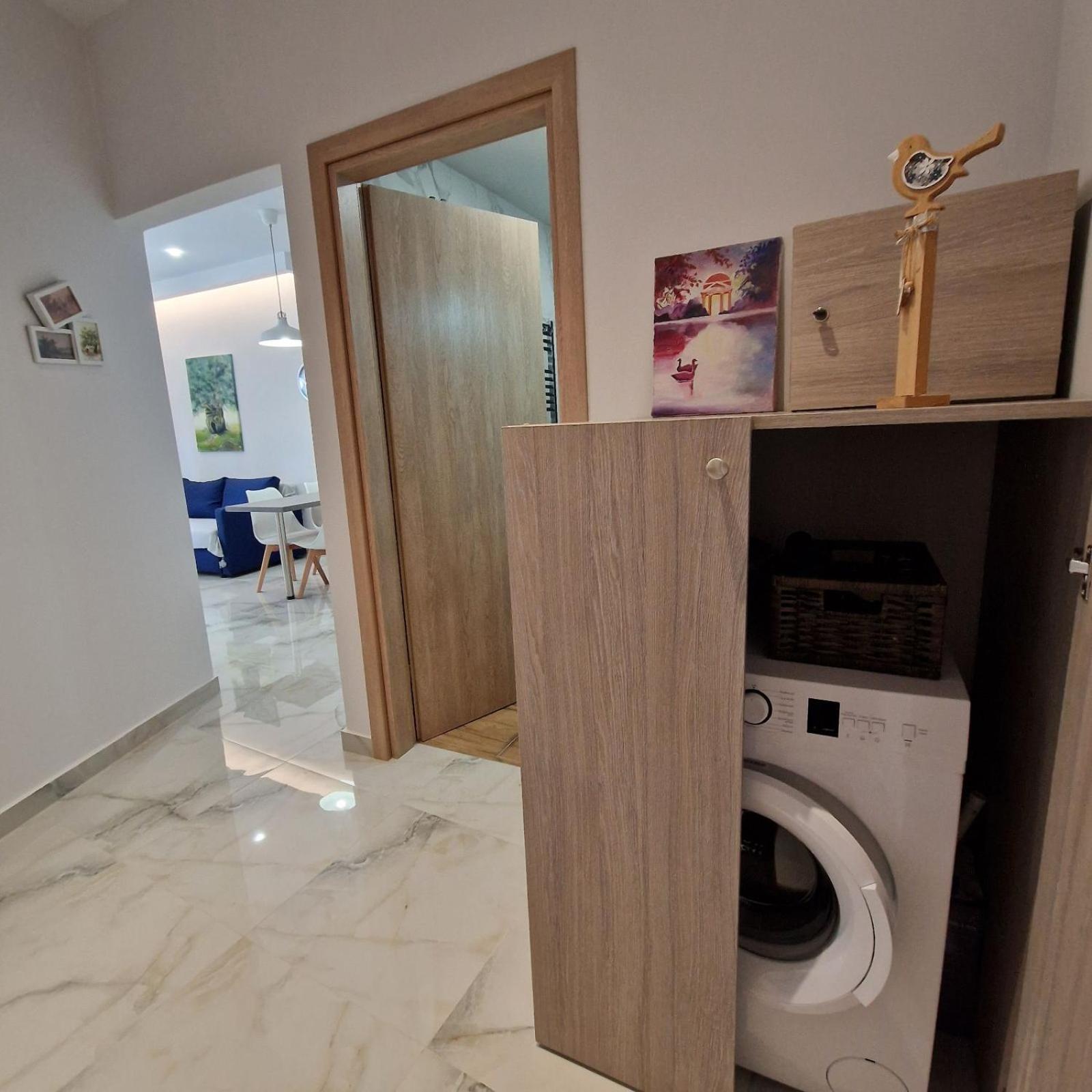 N&S Apartment A Edessa Bagian luar foto