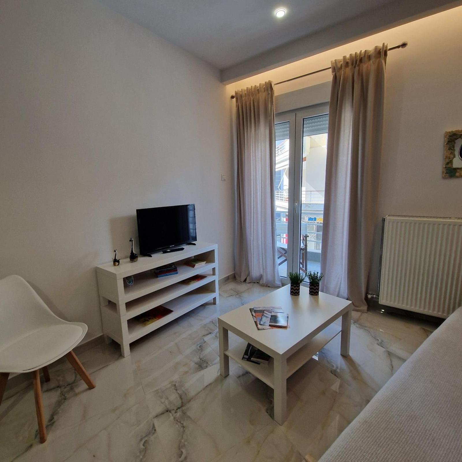 N&S Apartment A Edessa Bagian luar foto